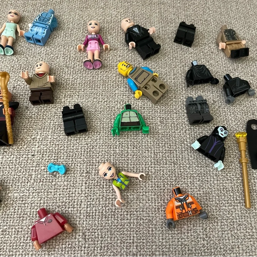 Lego Mini‎ Figure Lot *Not complete - Picture 3 of 4